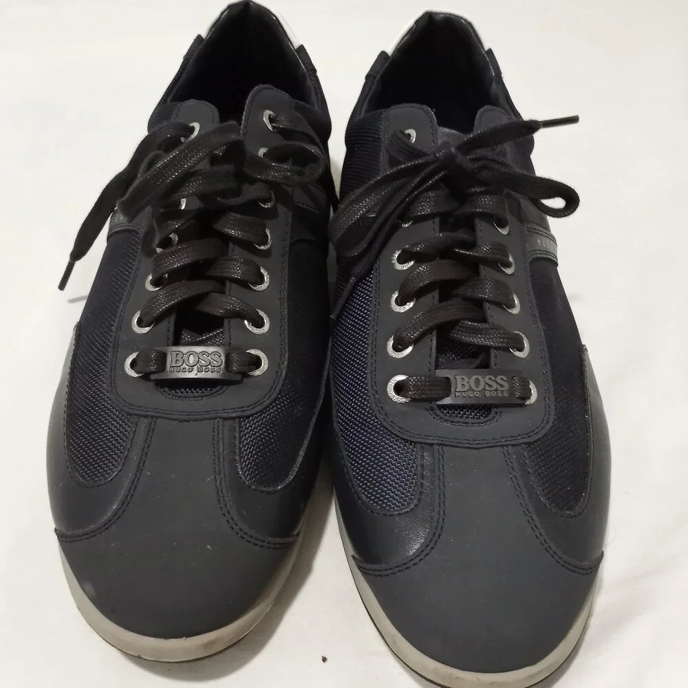 HUGO BOSS PERFORATED NAVY BLUE LOW TOP SNEAKER MEN SIZE 46
